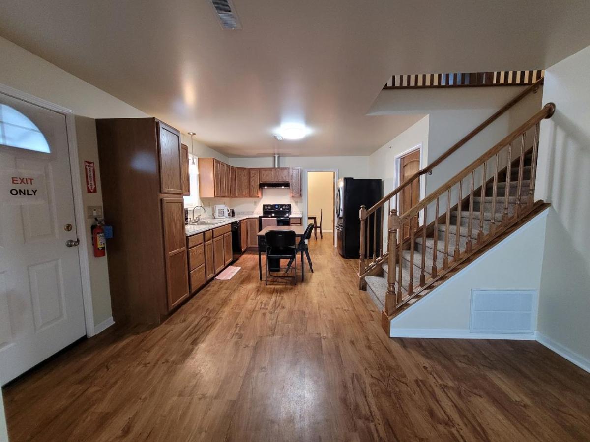 Stay Vacation Homes Ниагара-Фолс Экстерьер фото