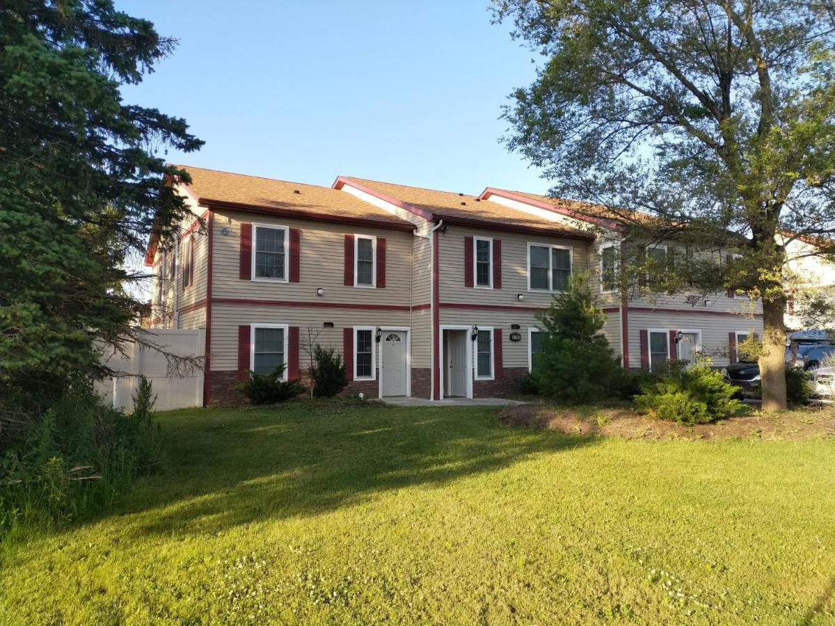 Stay Vacation Homes Ниагара-Фолс Экстерьер фото