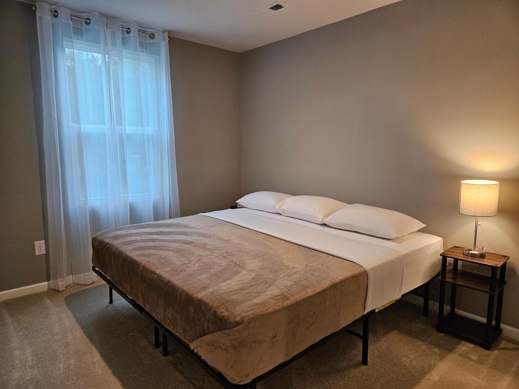 Stay Vacation Homes Ниагара-Фолс Номер фото